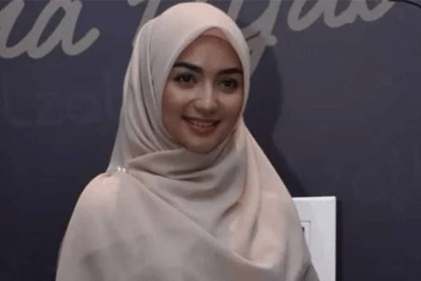 Citra Kirana Semakin Mantap Berhijab