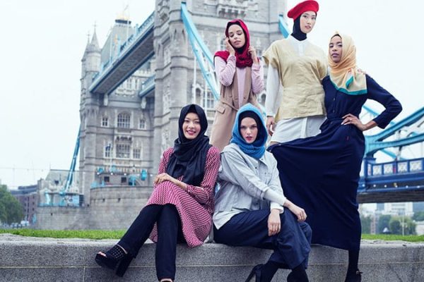 Wakili Fashion Hijab Indonesia, Elzatta dan DAUKY Hadir Perdana di Indonesian Weekend 2016, London
