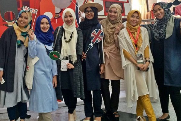 Fashion Show Elzatta dan DAUKY Meriahkan Ajang IFW 2016