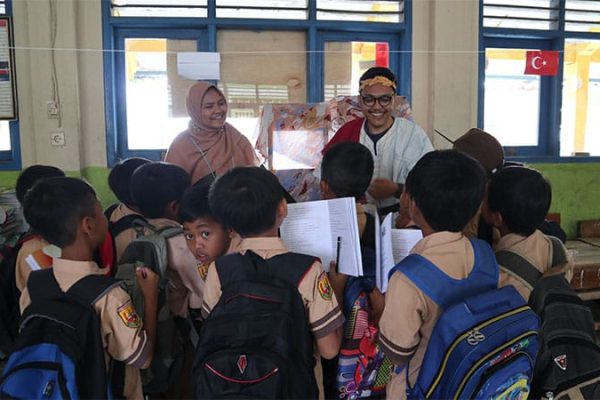 Murid-Murid SDN Neglasari Sumedang Antusias Mengikuti Kelas Dunia DAUKY 2019