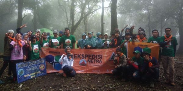 Sambut Hari Disabilitas Internasional 2017, Elcorps Dukung Ekspedisi Pendakian Gunung Manglayang Bersama 20 Pendaki Netra