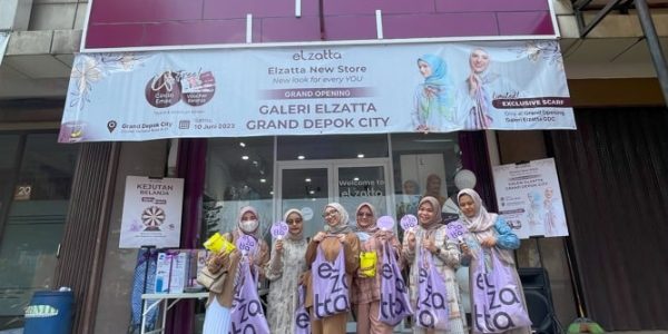 Gerai Elzatta Hijab di Grand Depok City Sabtu (10/08/2023), Elzatta Fams beramai-ramai mendatangi New Opening Store Elzatta.
